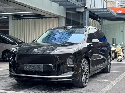 Nio ES8
