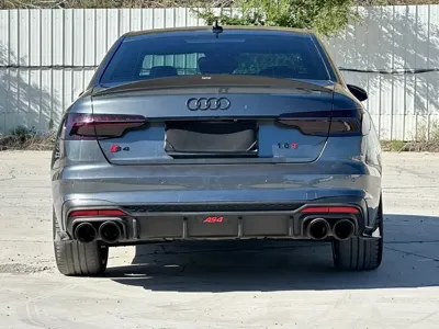 Audi S4