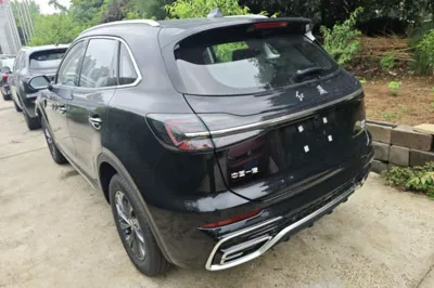 Hongqi HS5