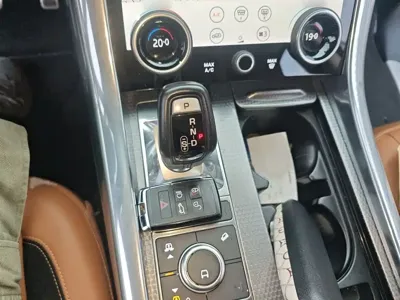 Land Rover Sport