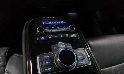Genesis EQ900