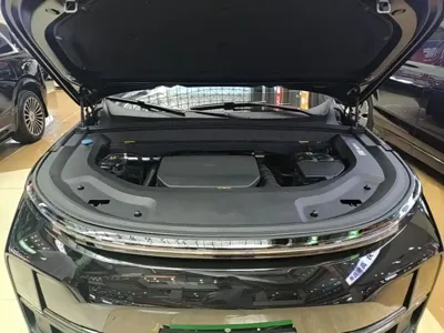 Li Auto Li L8