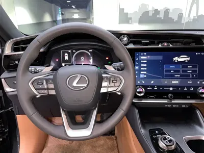 Lexus RZ