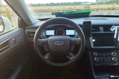 Ford Taurus