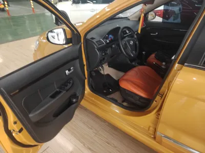 Dongfeng Fengon 370
