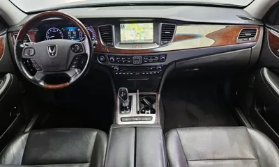 Hyundai Equus