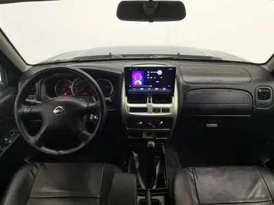 Nissan Paladin