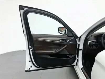 BMW 5 Series New Energy