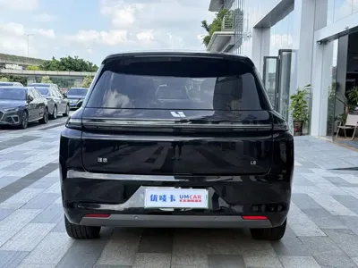 Li Auto Li L8