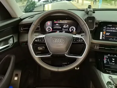 Audi Q6