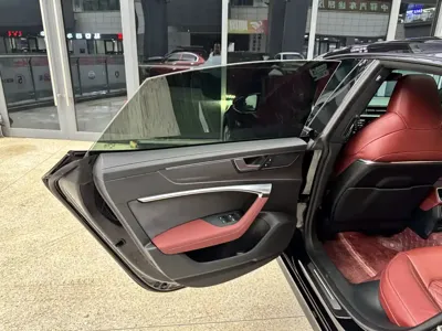 Audi A7L