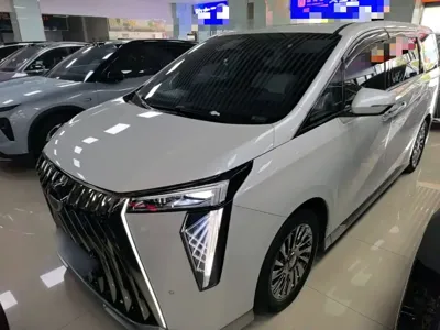 GAC Motor Trumpchi M8