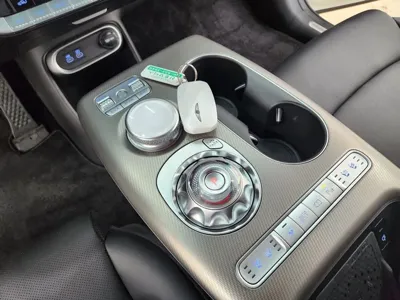 Genesis GV60