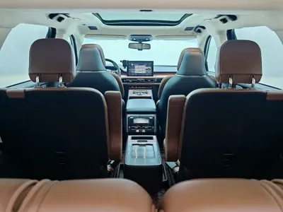 Lincoln Aviator