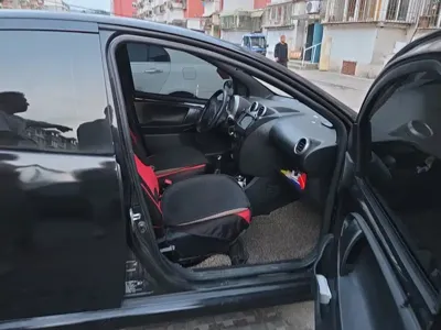 BYD F0