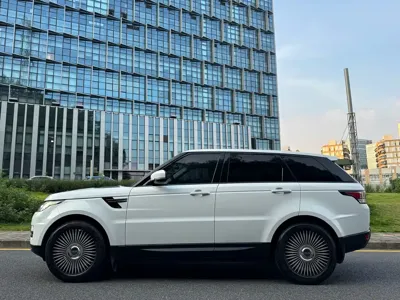Land Rover Sport