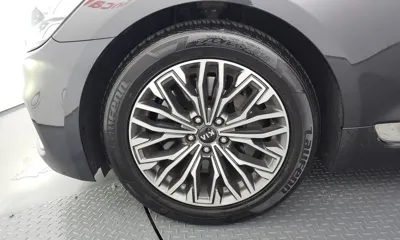 Kia K9