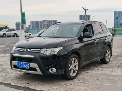 Mitsubishi Outlander (Import)