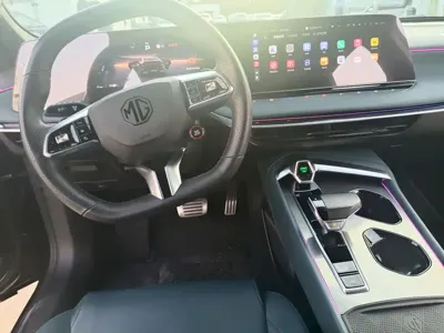 MG MG7