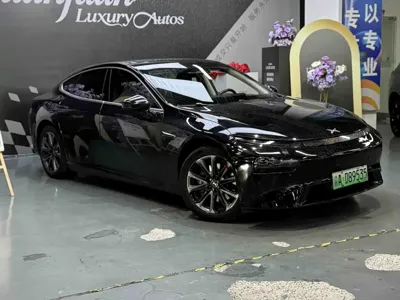 Xpeng P7