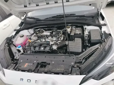 Roewe i5