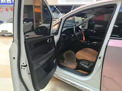 GAC Motor Trumpchi M6