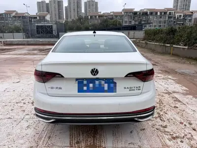 Volkswagen Sagitar