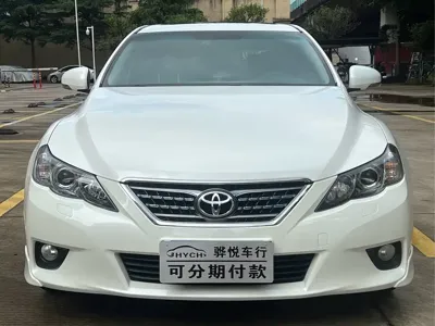 Toyota Reiz