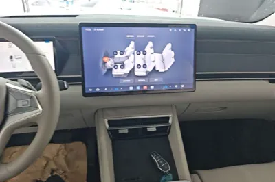 BYD Tang L