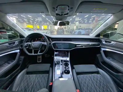 Audi S7