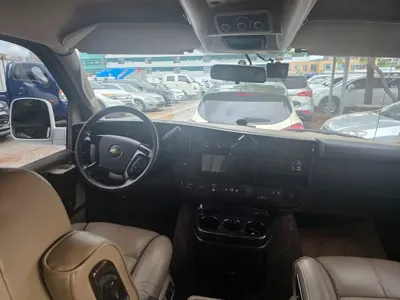 Chevrolet Express Van