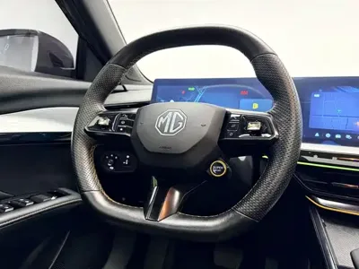 MG MG5 Scorpio