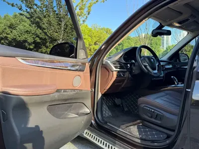 BMW X5 (Import)