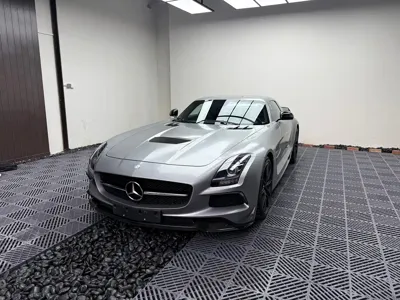 Mercedes-Benz SLS AMG