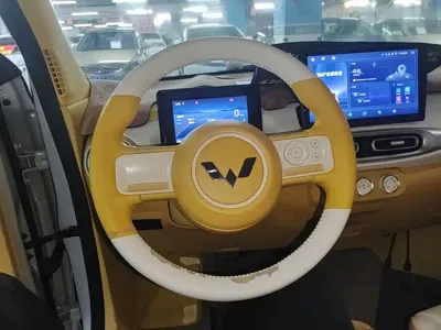 Wuling MINIEV