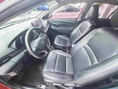 Toyota Yaris L