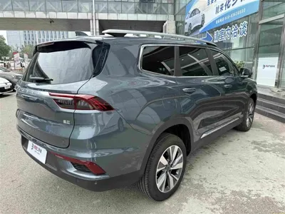 Geely Haoyue
