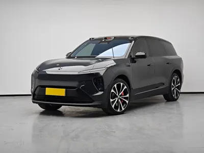 Nio ES8