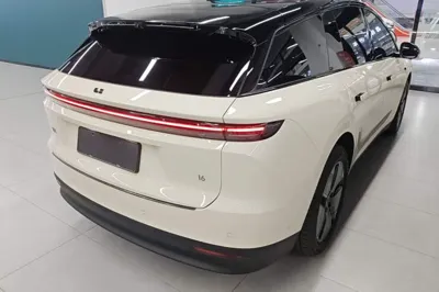 Li Auto Li Auto i6