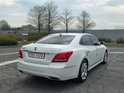 Hyundai Equus