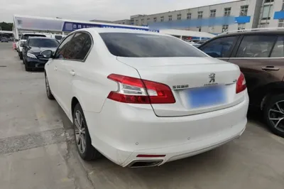 Peugeot 408