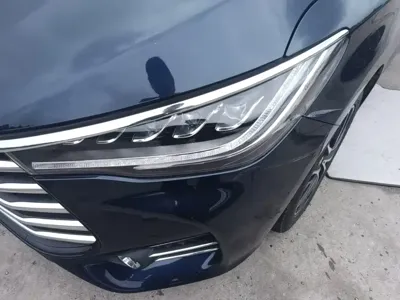 BYD MAX