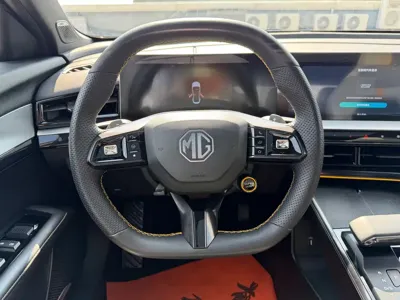 MG MG5 Scorpio