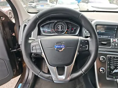 Volvo XC60 (Import)