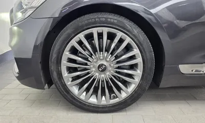 Kia K9