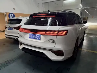 Audi Q6