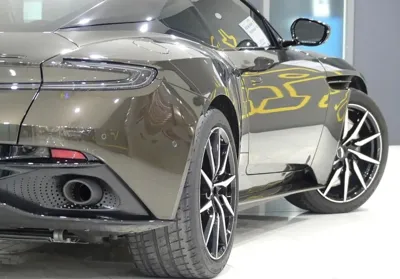 Astonmartin DB11