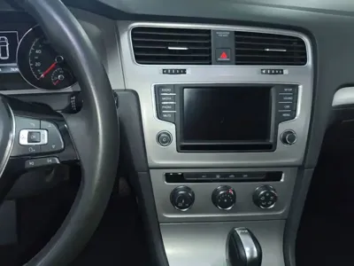 Volkswagen Golf (Import)