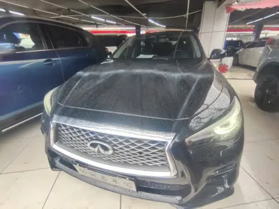 Infiniti Q50L