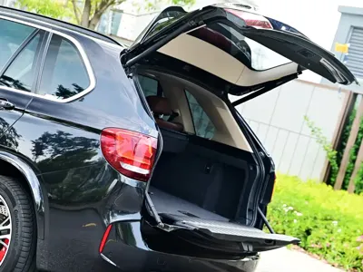 BMW X5 (Import)